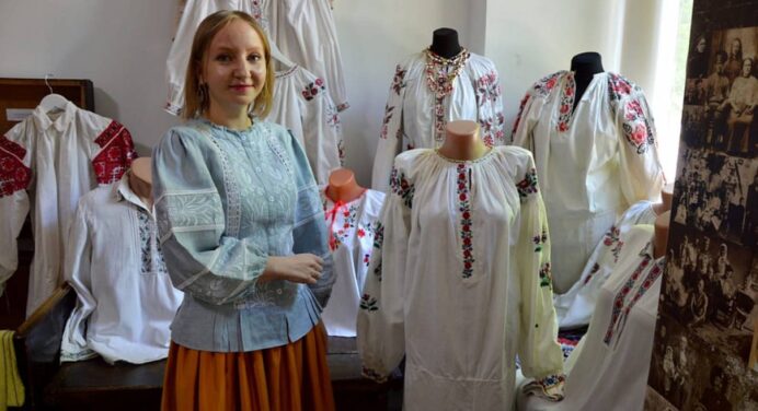 Кропивничанки організували музей: в етнолабораторії “Баба Єлька” експонати, які привезли з експедицій по селах 