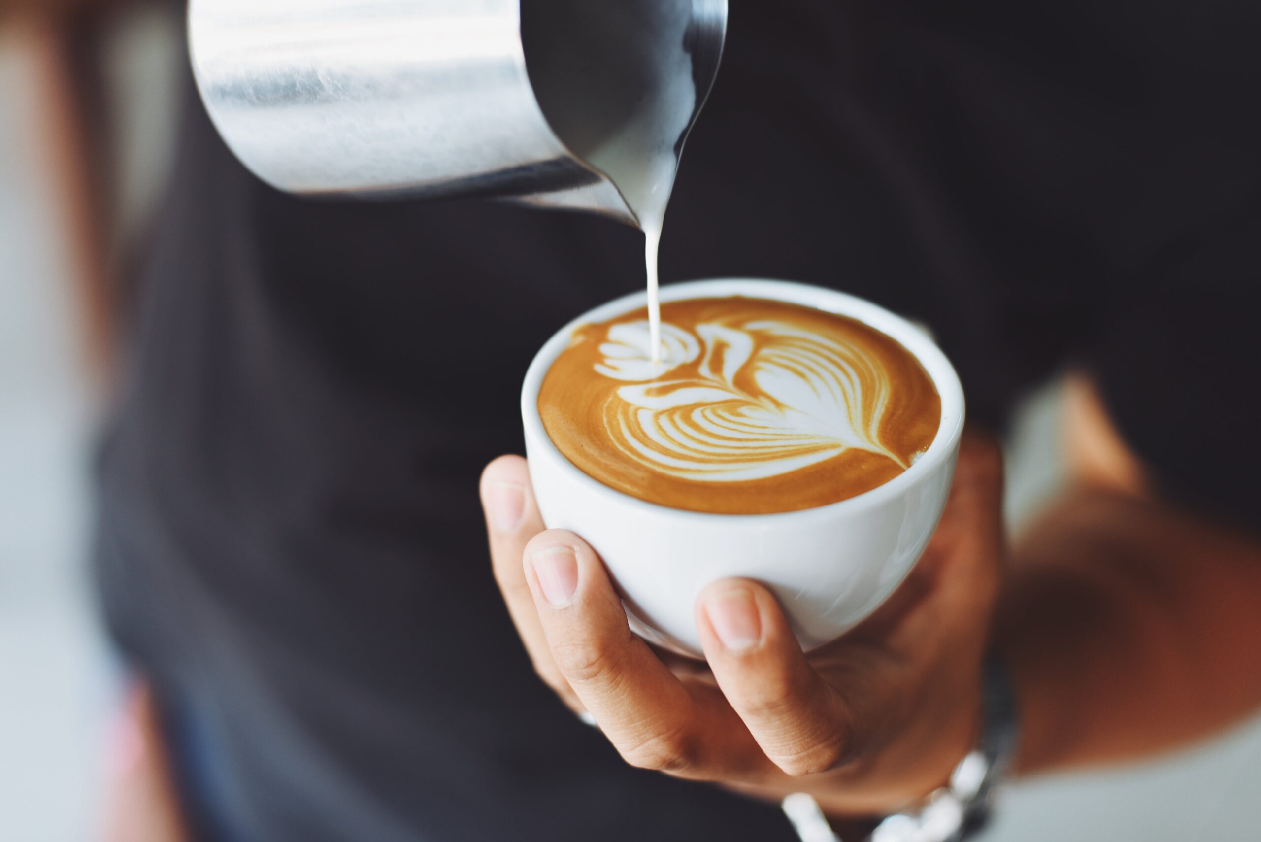 Дієтологи розповіли, чи справді вживання кави впливає на метаболізм