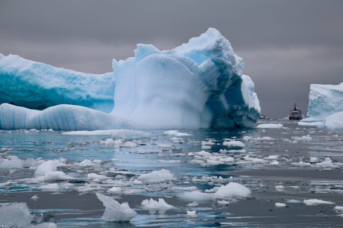 В Антарктиді швидко тануть льодовики 