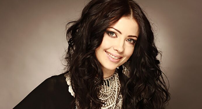 49-річна Lama показала коханого, який на 18 років молодший. Як познайомилися: “Він прийшов на аромат” 