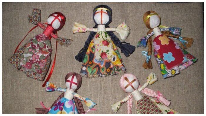Чому ляльки- мотанки виготовляли без обличчя