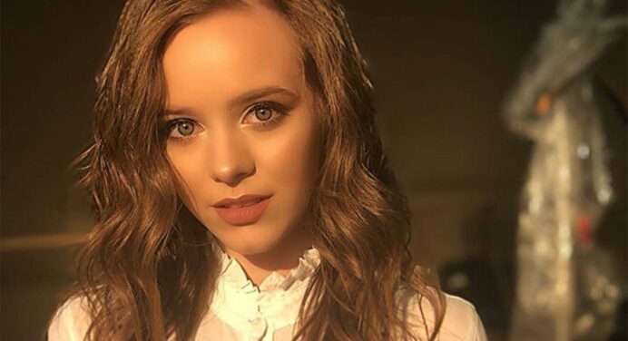 Після “Школи” має бути весілля: Ірина Кудашова знайшла нареченого на 10 років старшого – буде вчителем 