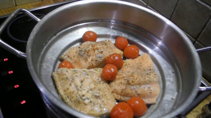 Як приготувати смачну рибу на пару: покроковий рецепт 