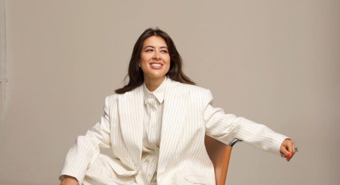 “Колишня” Віталія Козловського Раміна Есхакзай привітала співака з одруженням та першим батьківством 