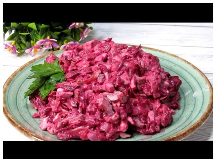 Фінський салат із червоного буряку: покроковий рецепт