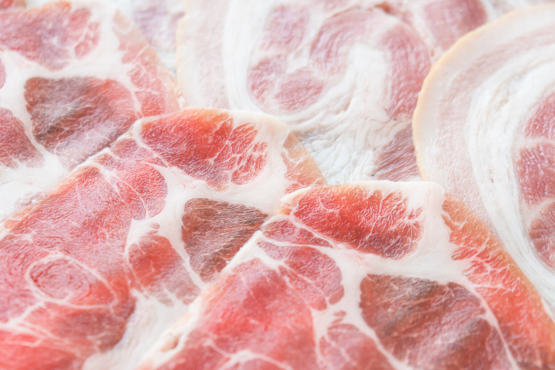 Експерти розповіли, чому небезпечно заморожувати м'ясо більше одного разу 