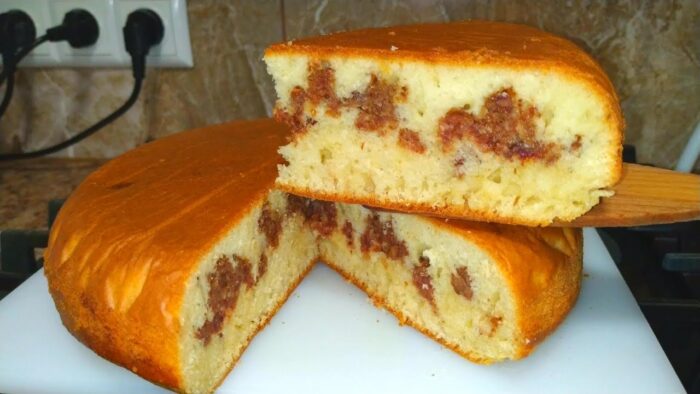 Яблучний пиріг-торт на пательні за 15 хвилин: складові для десерту