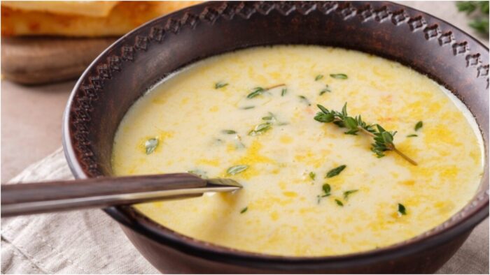 Смачний та легкий рецепт сирного супу