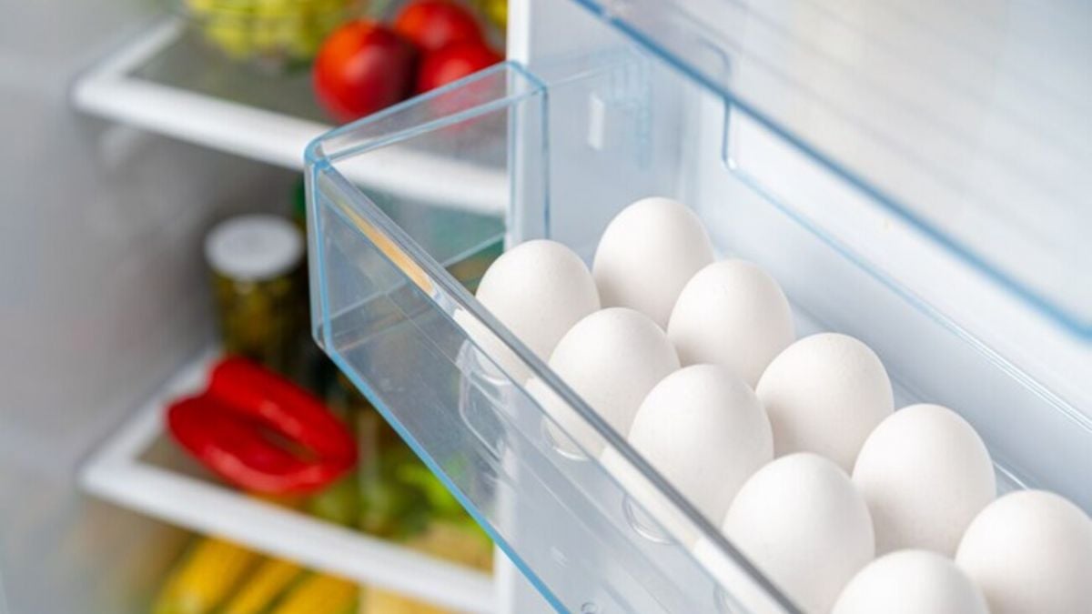 Експерти розповіли, як перевірити курячі яйця на свіжість в магазині