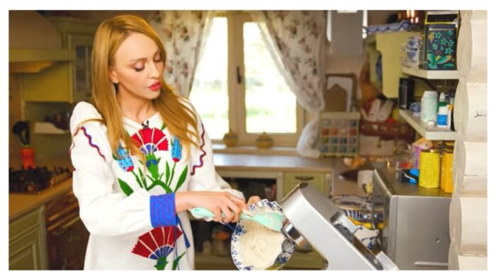 Олі Полякової: українська співачка розкрила свій сімейний рецепт до Великодня