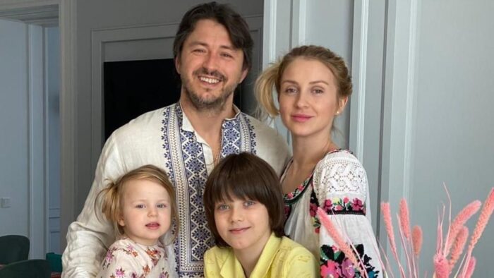 Сергій Притула з дітьми та дружиною