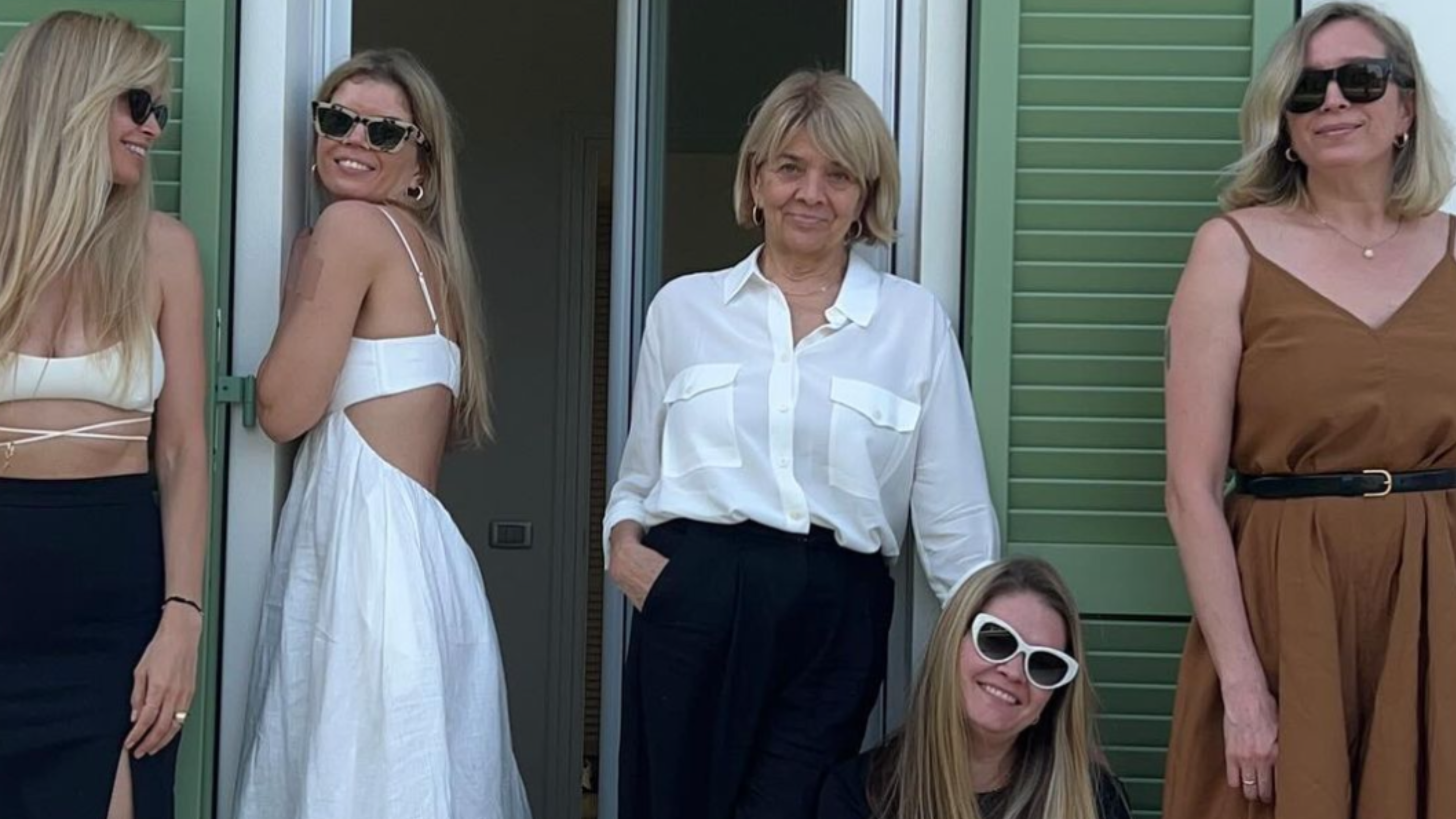 Віра Брежнєва показала, як виглядають її троє сестер. Фото з Instagram @ververa