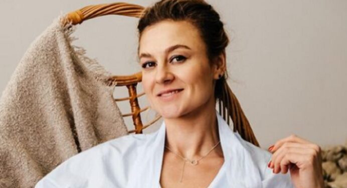 Мамина копія: Ольга Мартиновська показала 8-річну доньку мандрівницю, яка повернулась додому з-за кордону 