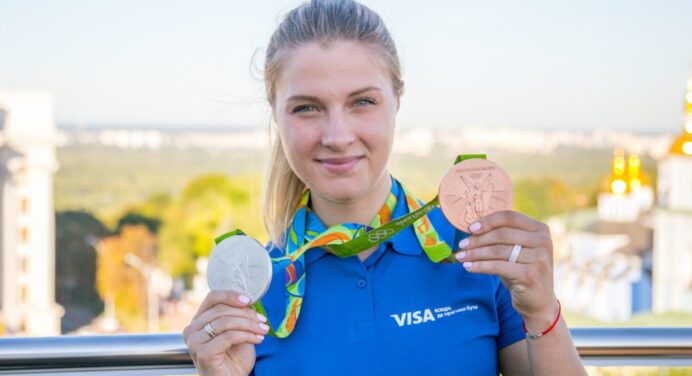 “Облазять”: фехтувальниця Харлан розповіла несподівану правду про олімпійські медалі з Олімпіади-2024 