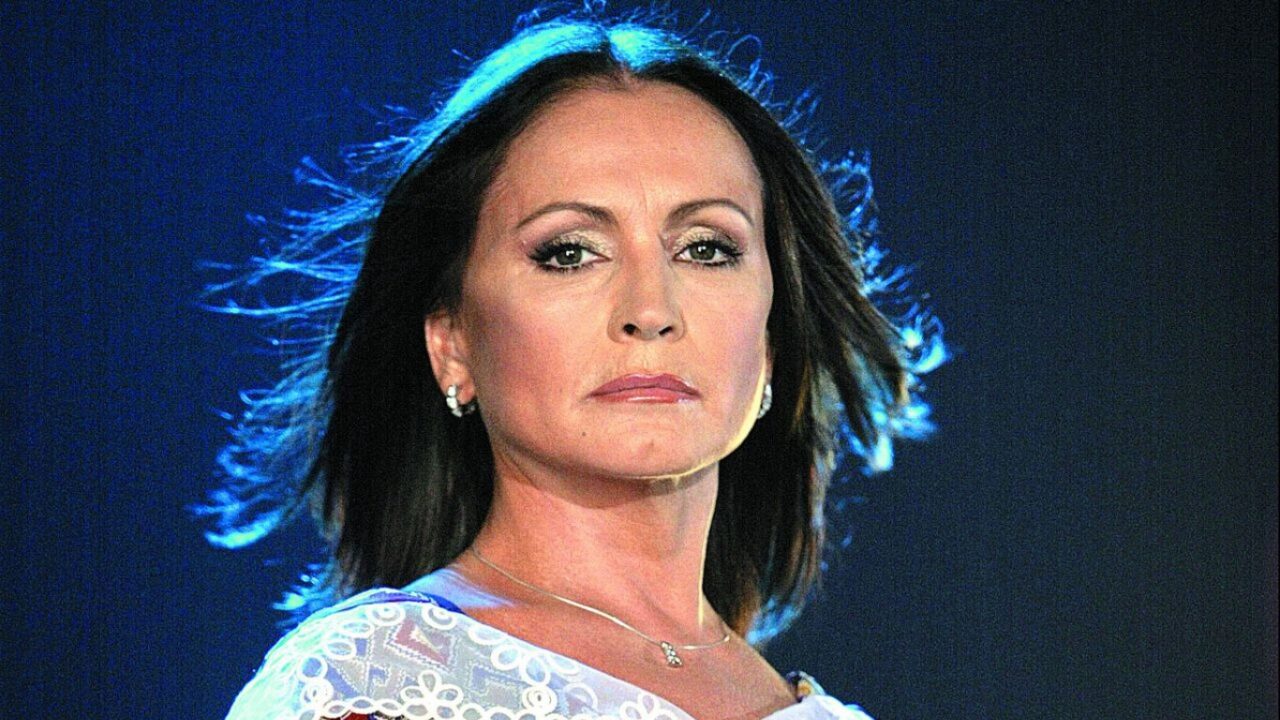 Софія Ротару провідала покійного чоловіка і показала, як виглядає